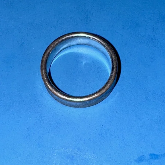 Tiffany & Co. Silver Textured Jewelry Ring - Picture 2 of 4